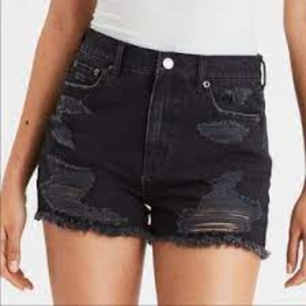 American Eagle Black Distressed Mom Jean Short